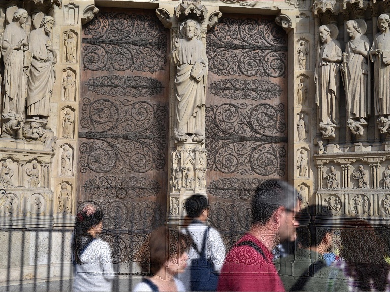 Ornate Facade input view 4