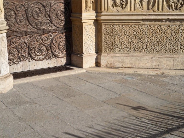 Ornate Facade input view 9