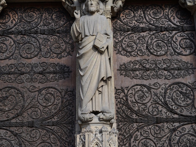 Ornate Facade input view 11